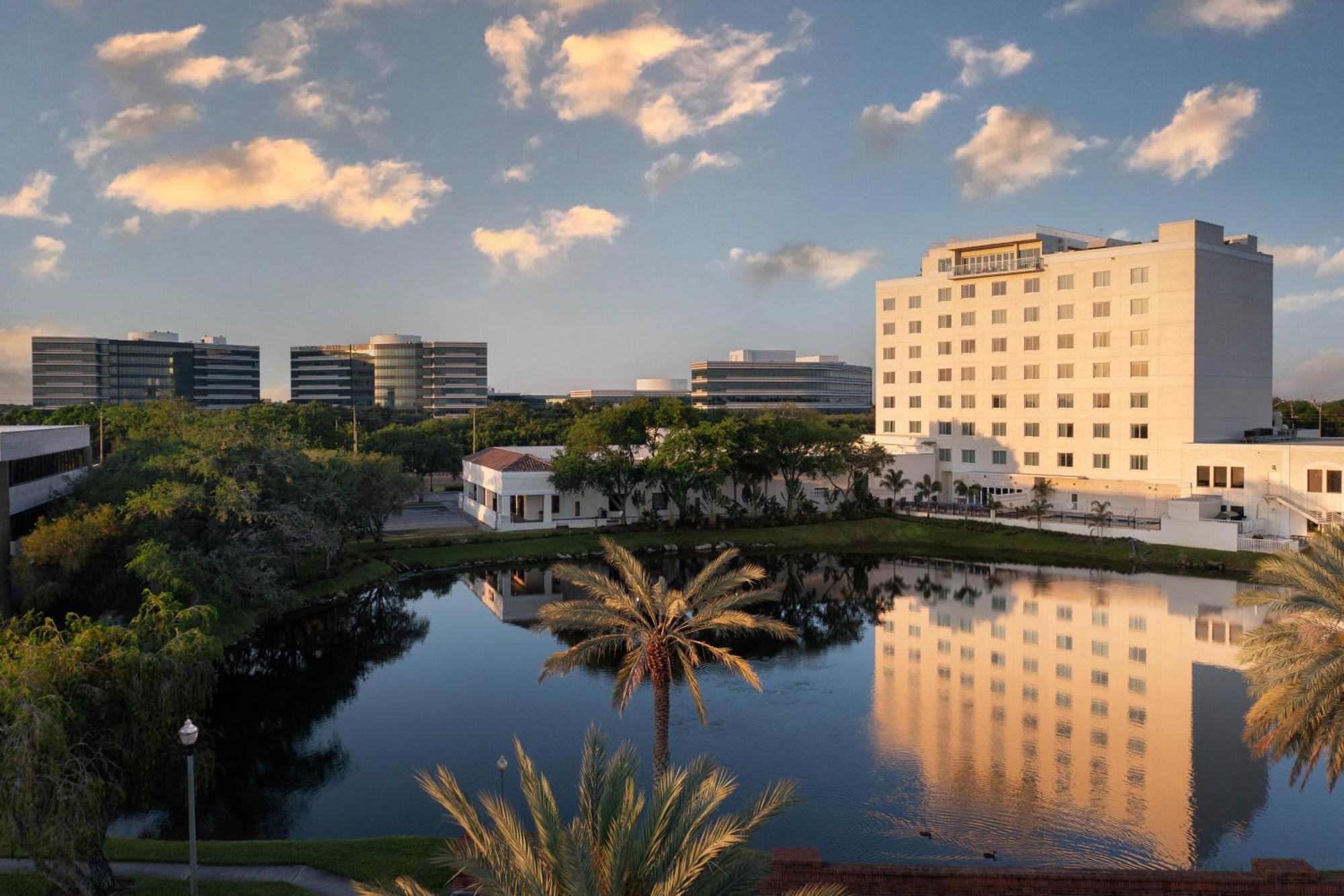 The Karol Hotel, St. Petersburg Clearwater, A Tribute Portfolio Hotel Екстериор снимка